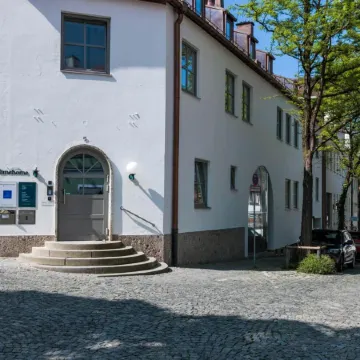 Limehome Dachau Konrad-Adenauer-STR