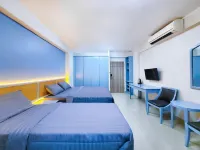 Chateau Hotel & Apartments - 3-Star