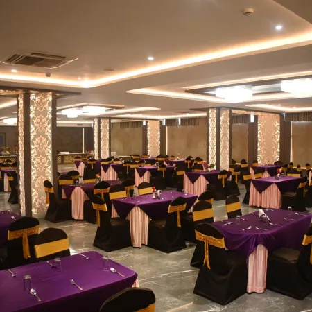 Dhamma Grand Hotel Resort