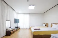 Donhae Dream Beach - 2-نجوم