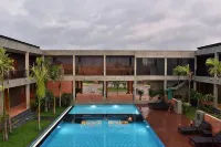 Sansuntree - Pools
