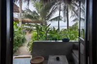 Palm Grove Beach Resort - Ocean View