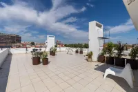 Dome Alvares Cabral - Bãi đậu xe