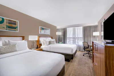 Holiday Inn Miami West - Airport Area Hotels near Ñooo Que Barato