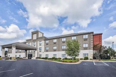 Holiday Inn Express Howe (Sturgis, MI)