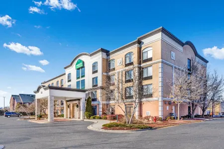 Wingate by Wyndham Schaumburg Отели в г. Шаумбург