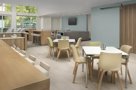 Element Portland Beaverton Отели в г. Сидар Хилс