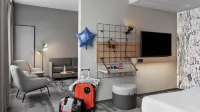 Moxy Duesseldorf City - 3 stjerner