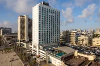 คราวน์ พลาซ่า เทลอาวีฟ บีช บาย IHG โรงแรมใน