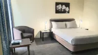 Hotel Cavalier Hotels in Ferntree Gully
