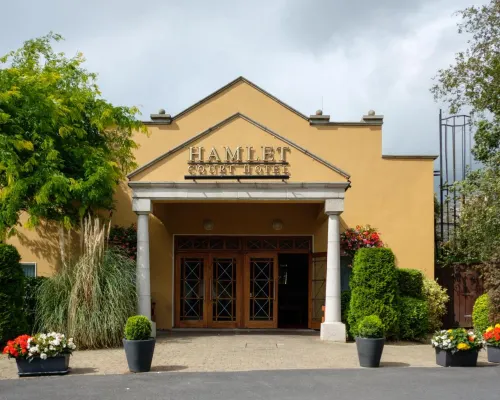 Great National Hamlet Court Hotel Hotels in Meath