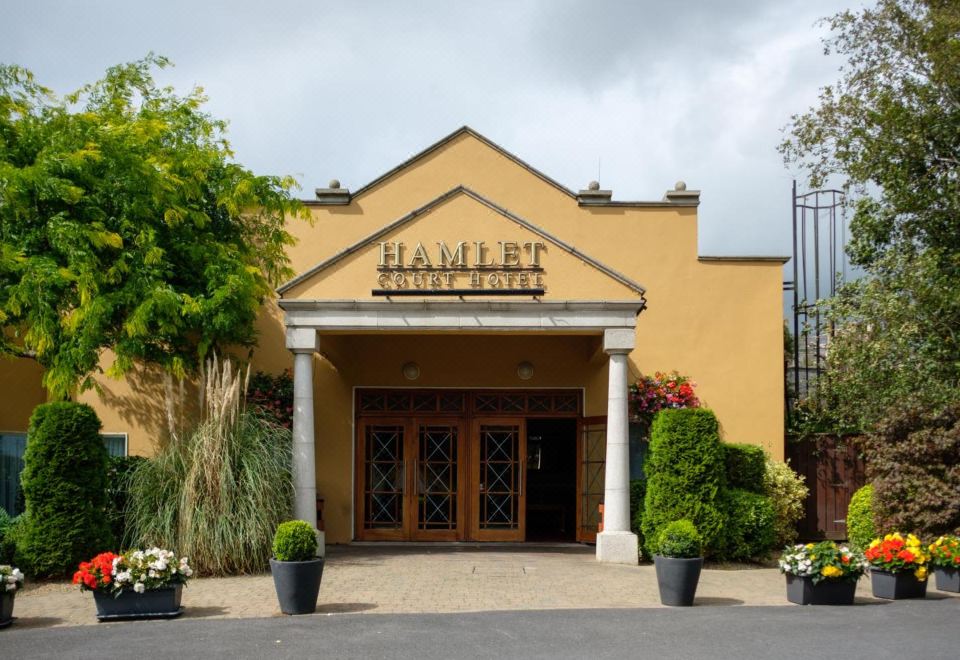hotel overview picture