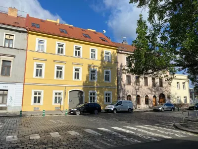 Honest Karlin Hoteller i Prag 8