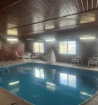 Quality Inn - Swimmingpools