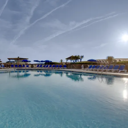 Holiday Inn Resort LUMINA ON WRIGHTSVILLE BEACH by IHG