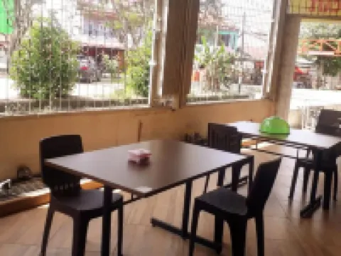 Gold Line Guest House Hotels in Raya River