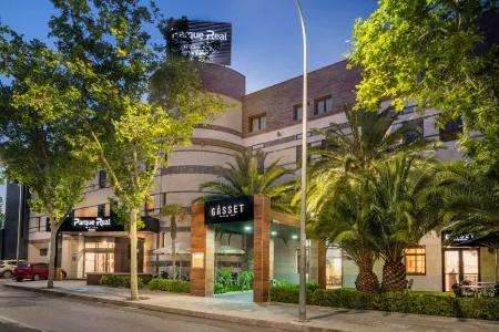Hotel Parque Real Отели в г. Кампо де Калатрава