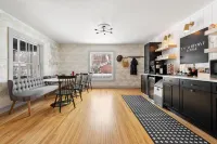 Launchpoint Lodge - موقف سيارات
