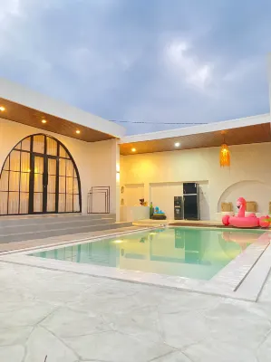 Pinnara Borobudur Hotels in 