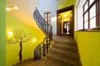 Hostel Orange