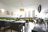 聖塞爾尼飯店 - 早餐