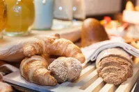 BaseCamp Hotel - breakfast
