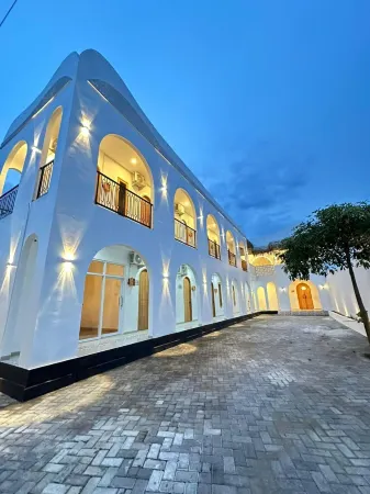 HANAYA Living House Pacitan Отели в г. Пачитан