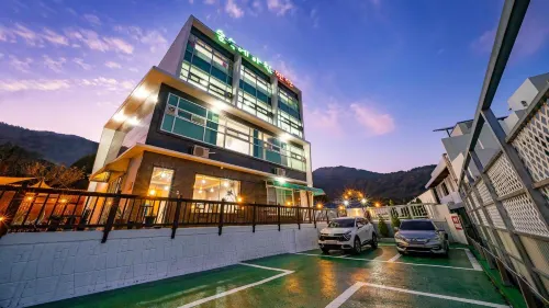 Geoje Forest-Morning Spa Pension