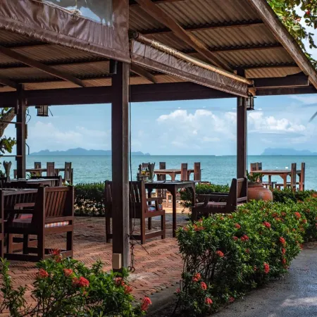 Anahata Resort Отели рядом с достопримечательностью «Пляж Никки-бич»