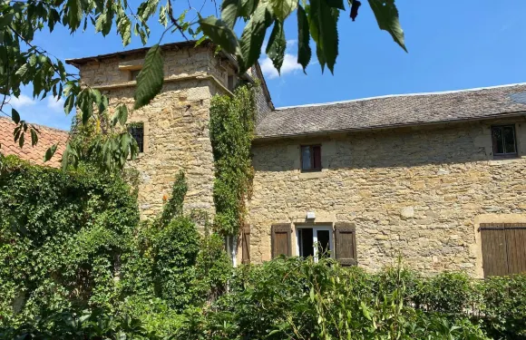 多梅茵奧卡佩酒店