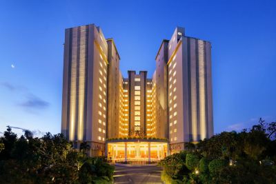 Hotel Exterior Araliya Beach Resort and Spa Photo