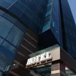 SK Royal Hotel Moscow (СК Роял Москва) Отели рядом с достопримечательностью «Башня Эйфеля в миниатюре»