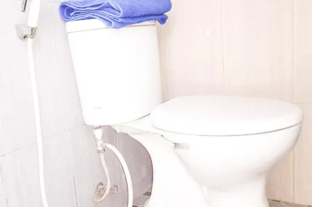 Muzdalifa Syariah Near Alun Alun Gresik Mitra RedDoorz