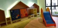Munchkin Timurbay Seafront Residence