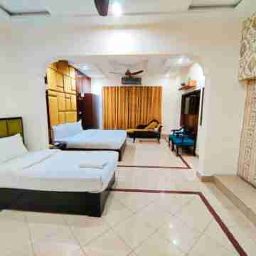 Hotel Pak Continental Rooms