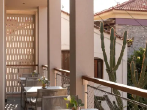 ナウス ホテル ナフプリオンのホテル