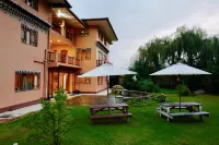 Taktsang Village Resort - พร้อมระเบียง