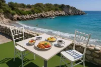Lalloudes Hotel Mani - Beach