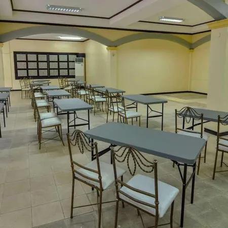 Grand Villa Laguna