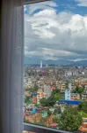 Hotel Crowne Imperial - Kathmandu - Dağ Manzaralı