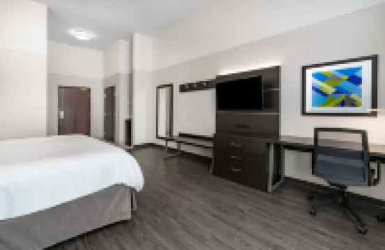 特立尼達智選假日套房酒店 特立尼達酒店