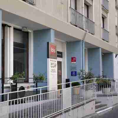 ibis Millau Hotel Exterior