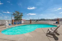 Super 8 by Wyndham Jasper Hotels in Jasper