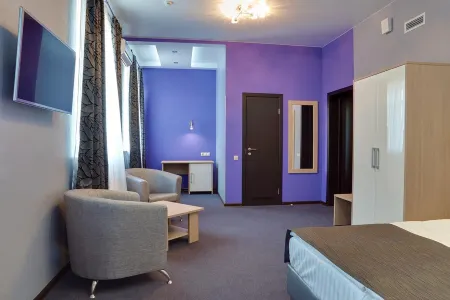 Семь Королей (Prestige Hotel Престиж)