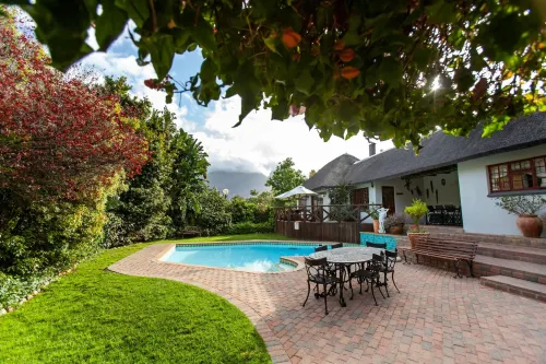 Summerhill Guest Farm Hotels in Worcester