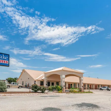 Big Lake Inn and Suites