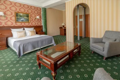 Park Hotel Stavropol فنادق في 