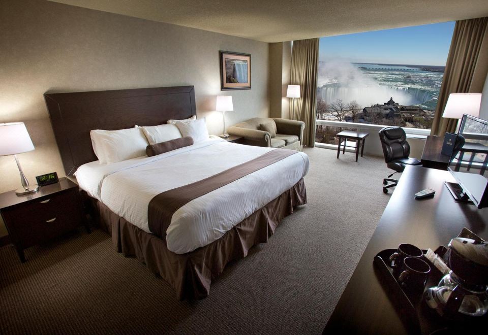 더 오크스 호텔 오버루킹 더 폴스