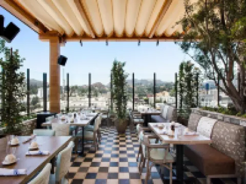 夢想荷里活酒店，凱悦旗下