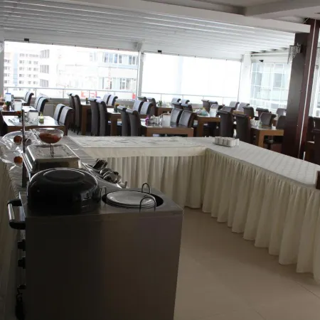 Gloria Tibi Hotel